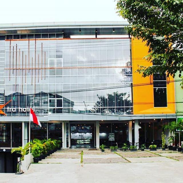 Xtra Hotel Бенгкулу Экстерьер фото