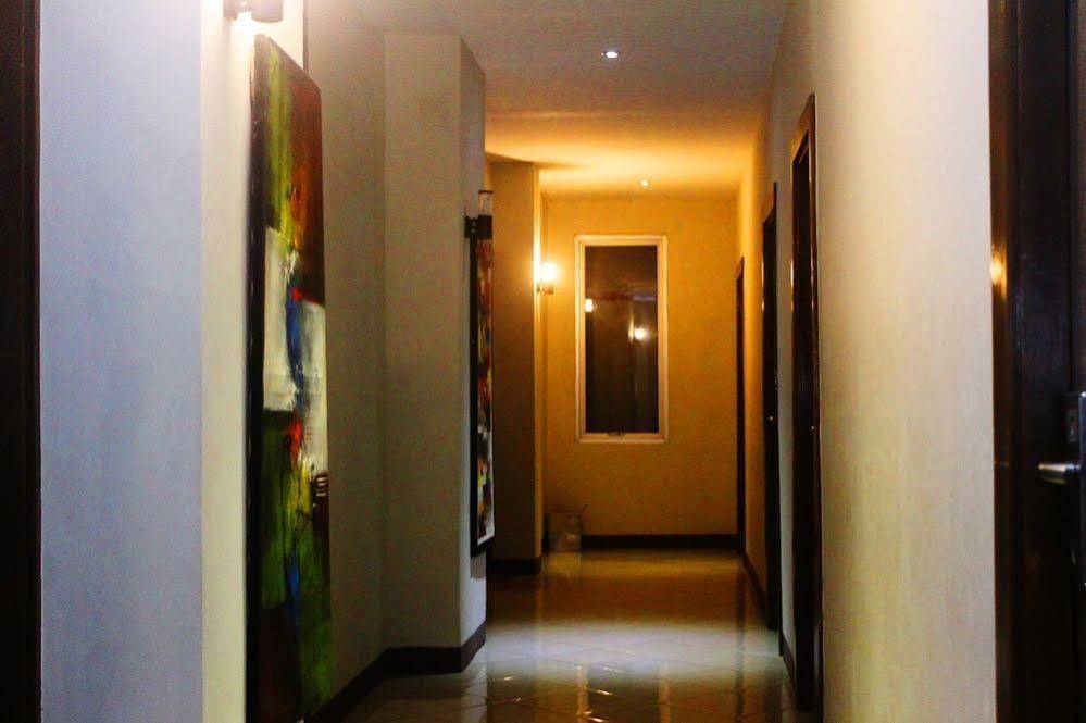Xtra Hotel Бенгкулу Экстерьер фото