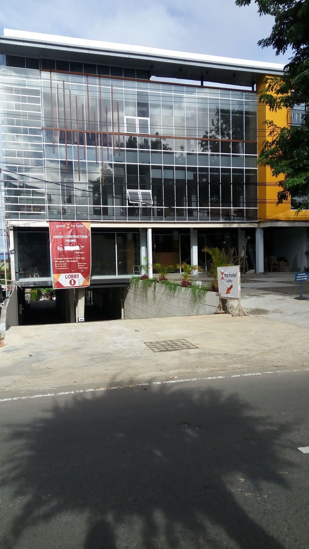 Xtra Hotel Бенгкулу Экстерьер фото